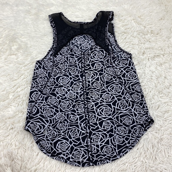 Lululemon Sculpt Tank Posey Black White / Black - Picture 3 of 4